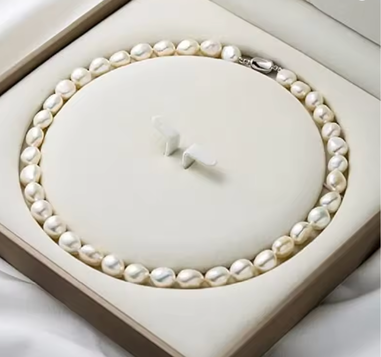 AA Freshwater Baroque Pearl Necklace
