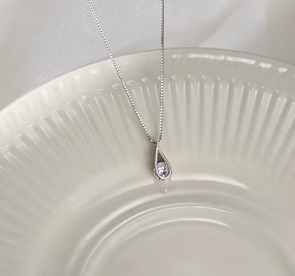 925 Sterling Silver Zircon Water Droplet Necklace