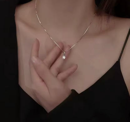 925 Sterling Silver Zircon Water Droplet Necklace