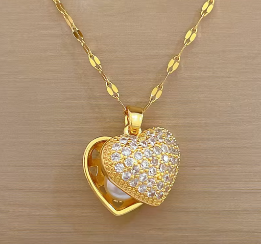 Openable Shell Pearl Necklace