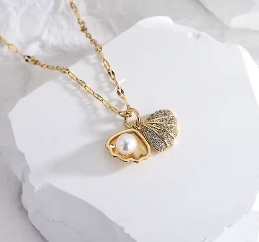 Openable Shell Pearl Necklace